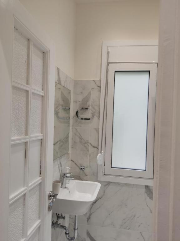 Center Historical Area Apartment Athens