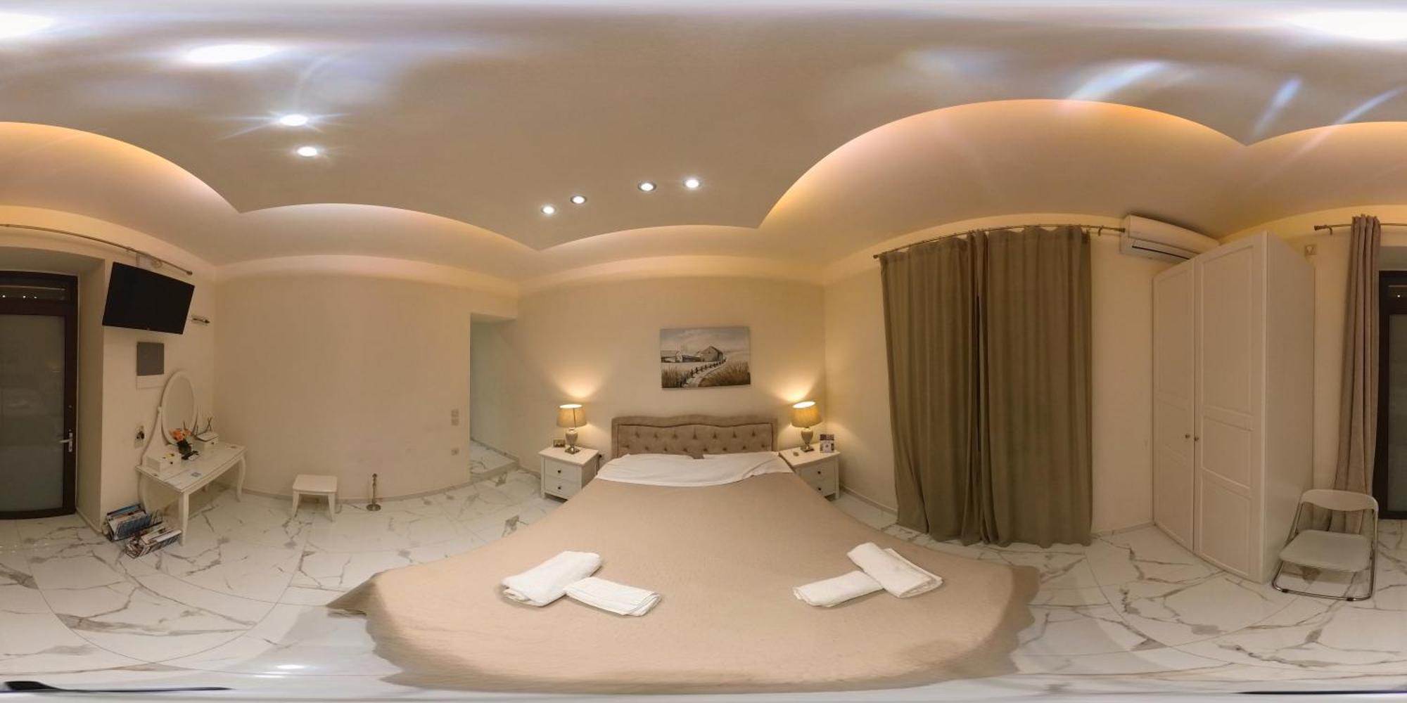Center Historical Area Apartment *